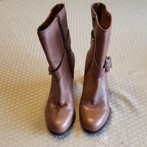Excellent condition Nine West boots